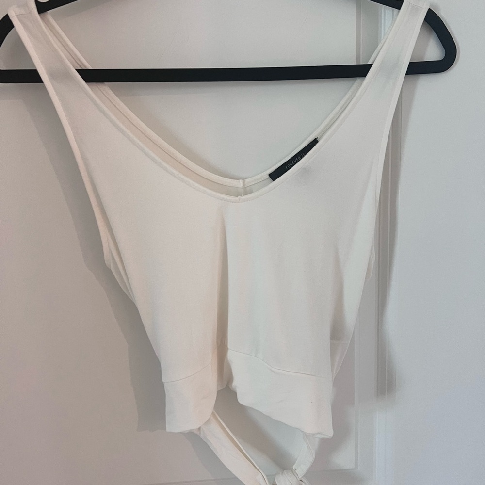 Forever21 White Sleeveless Tie-Front or back Top Size Medium - Picture 3 of 6